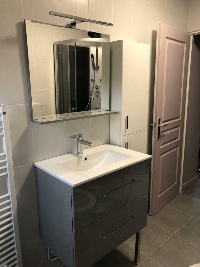 Les Reves By Isa - Cambrai 30 Appt 2Eme Apartment Arras Ngoại thất bức ảnh